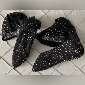 Elegant Black Heeled Boots with Rhinestone Detailing